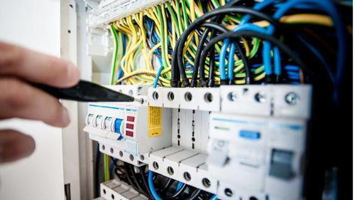 數(shù)字化浪潮下的新引擎 計(jì)算機(jī)軟硬件零售與我國(guó)電力輔助服務(wù)市場(chǎng)的深度融合