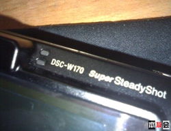 索尼電子產(chǎn)品屏幕清潔與設(shè)備選配指南 從T77、W170相機(jī)到筆記本周邊